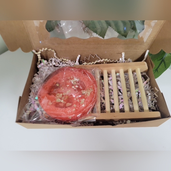 NATURAL LOOFAH SOAP HANDMADE 4OZ round w natural loofah gift box π - Picture 6 of 14